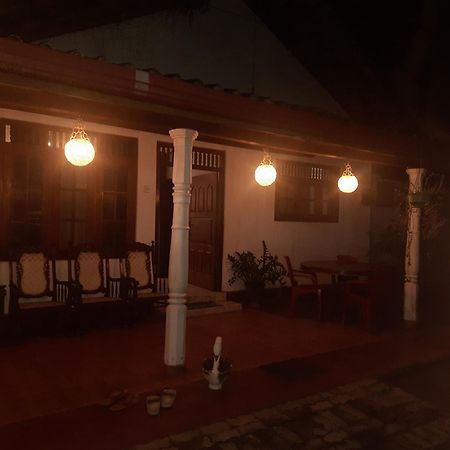 Triple One Villa Ахангама Экстерьер фото